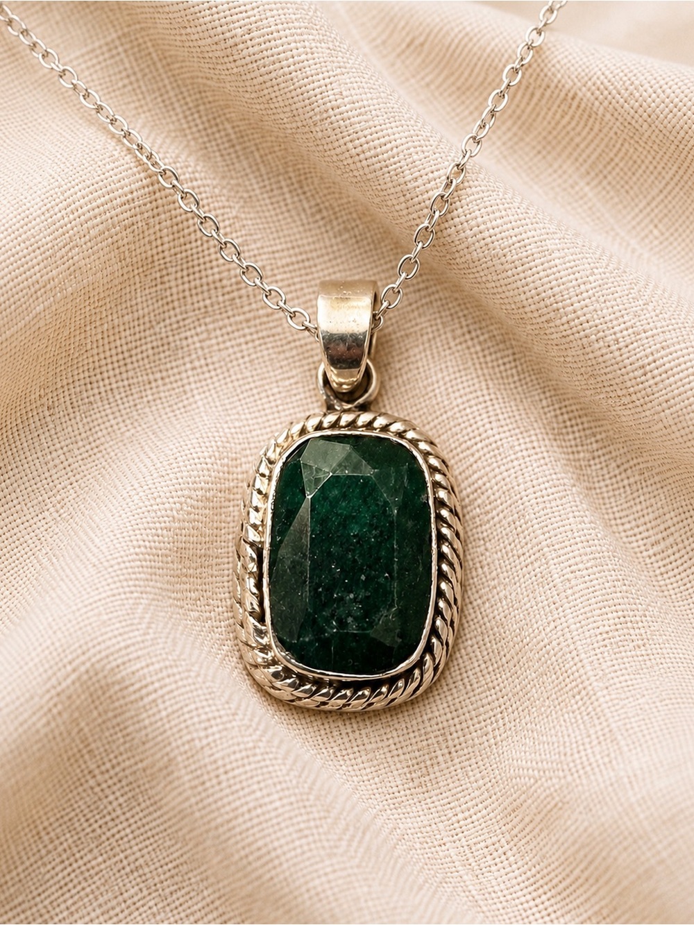 Natural Emerald Rectangular Faceted Stone 925 Silver Bezel Set Pendant NEW #683